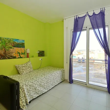 Villa Townhouse Roger Lloretholiday Lloret de Mar