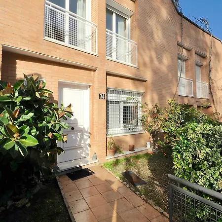 Townhouse Roger Lloretholiday Villa Lloret de Mar